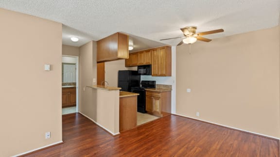 Culver City Apartments Dining