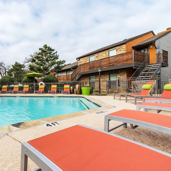 pool at Vine apartments in Arlington, TX