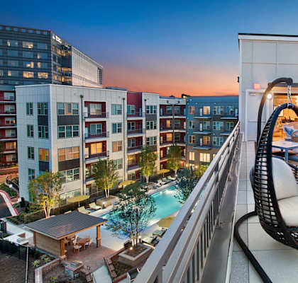 Rooftop Deck at City View Vinings Apartments in Atlanta, GA 30339