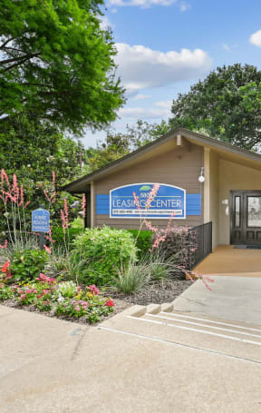 Leasing Office and Clubhouse Interior at Preston Oaks Apartments in Dallas, Texas