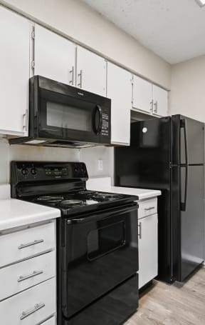 Swimming Pool at Preston Oaks Apartments in Dallas, Texas