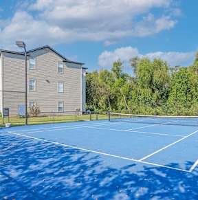Tennis Courts at Island Park Apartments in Shreveport, Louisiana, LA