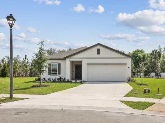 Voyager Living Room and Kitchen | Woodland Village | Rental Homes in DeLand, FL