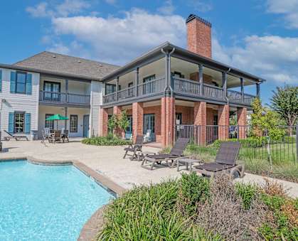 Side view of the pool that is behind the leasing office at Ultris Island Park in Shreveport, LA