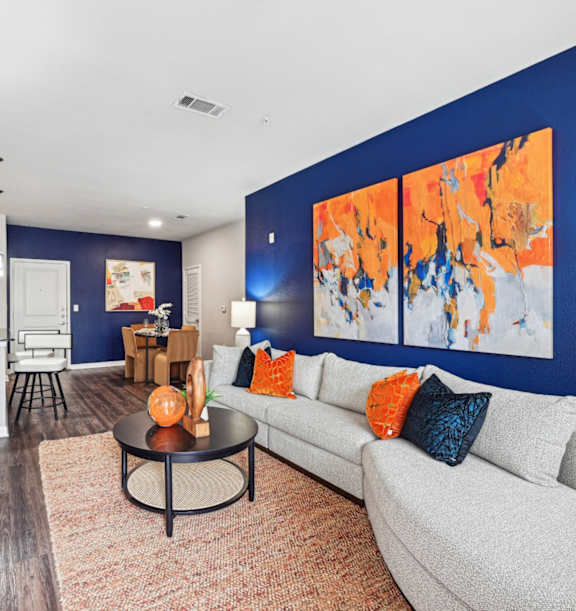 Luxury Kitchen and Dining Area at The Grand at Upper Kirby | Apartments in Houston, TX