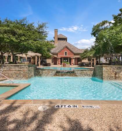 Pool at Jefferson Place Apartments in Irving, Texas, TX