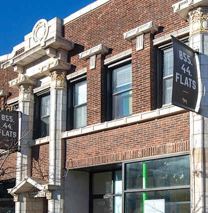 Home banner The Bachelor in Uptown Chicago