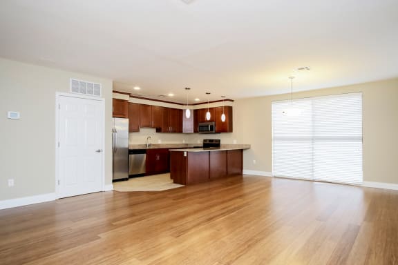 Harbor Hill Apartments interior kitchen