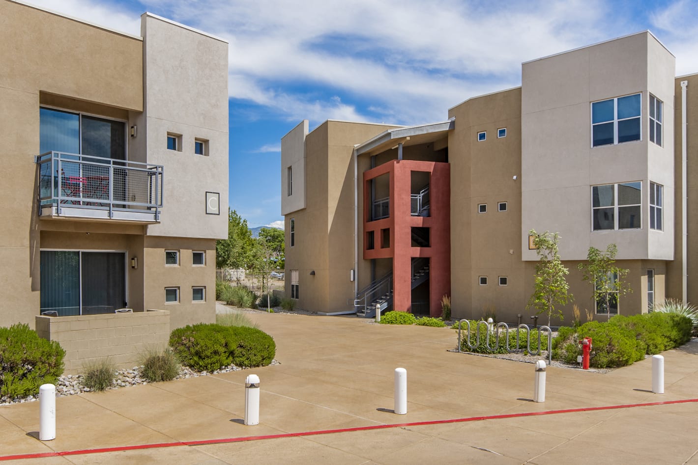 Curated visual reference: Visual Reference: Photos Abq Uptown Apartments In Albuquerque Nm