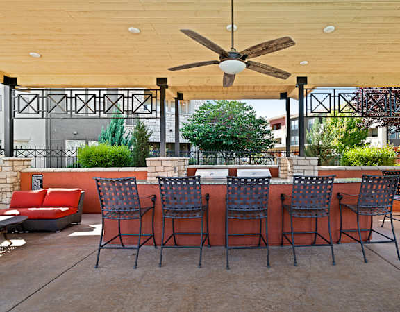 Quinn Crossing grills
