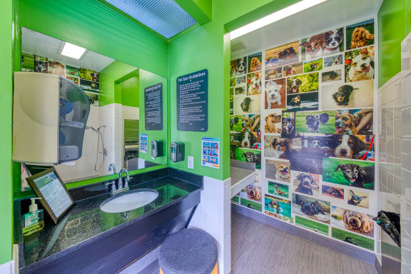 Evergreen Lenox Park Apartments interior