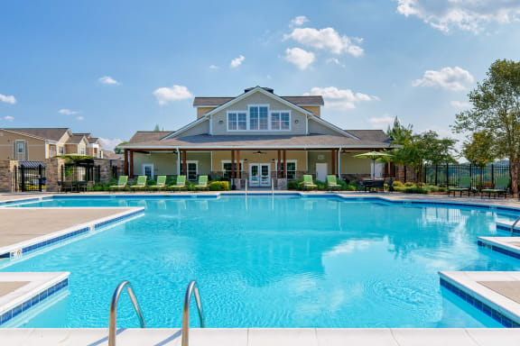 Glenbrook Apartments resort-style pool with expansive lounge deck