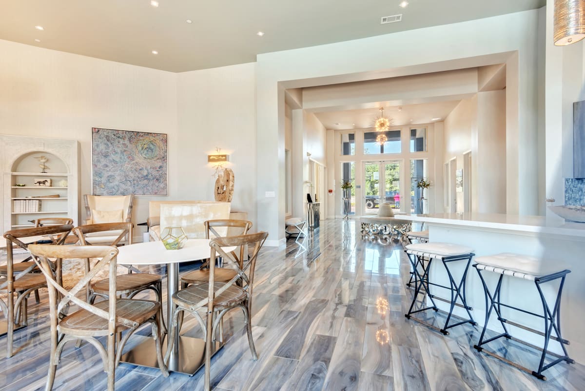 Photos Everlee apartments in Tomball, TX near Houston