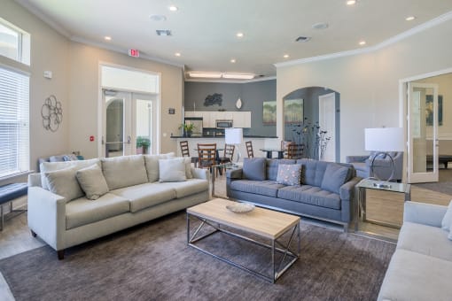 Versant Place Apartments - resident lounge area