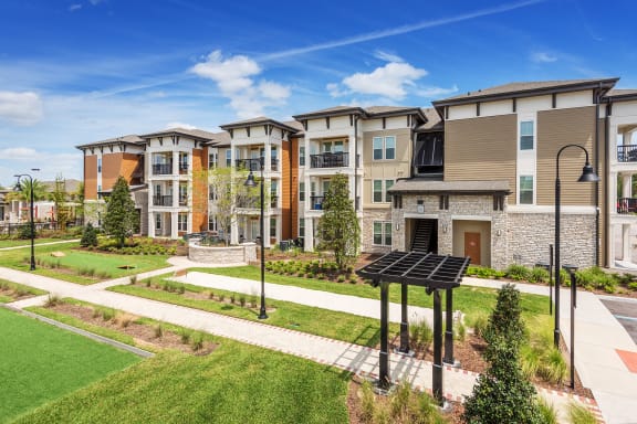 Nona Park Village Apartments - Bocce ball, horseshoe and corn hole courts