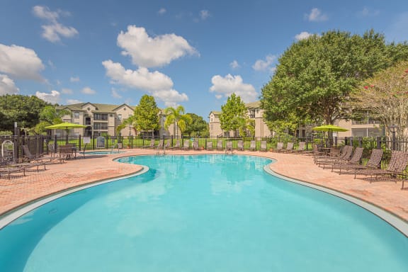 Versant Place Apartments resort-style pool with spa