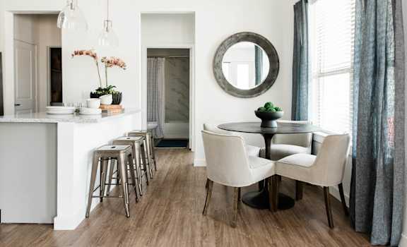 Cozy Space at Villas of Mason Hills, Leander, TX