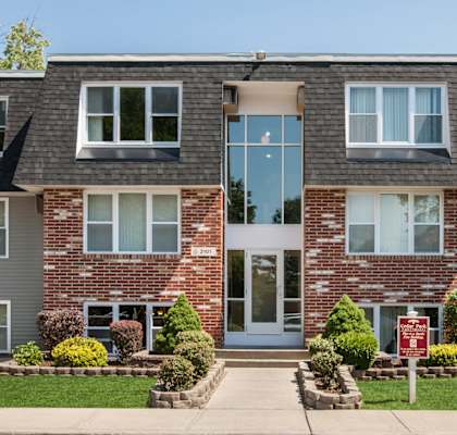 Apartment front view at Cedar Park Apartments, New York, 12180