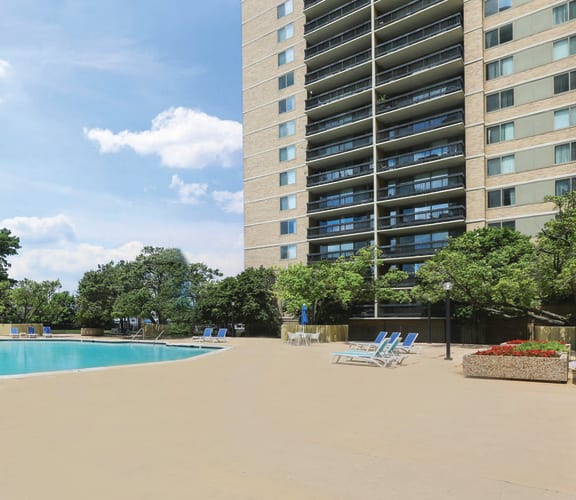 Skyline Towers Apartments pool and sundeck in Falls Church, VA