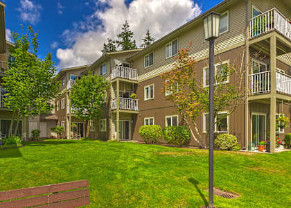 Lush Landscaping at The Vintage at Arlington Senior Apts in Arlington, WA