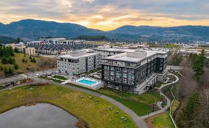 Alton Heartwood Apartments in Issaquah, Washington Exterior and View