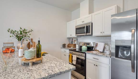 Fitted Kitchen With Island Dining at The Mark, Harrisonburg, VA, Virginia, 22801