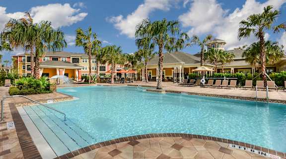 Resort-Style Pool at The Sedona Luxury Apartments in Westchase Tampa FL