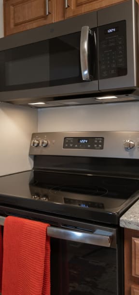 Microwave and Stove at Cromwell Valley Apartments, Towson