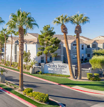 Exterior at Bella Terra Apartments, Henderson, NV