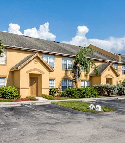 Building Exterior at Aria Landings, Fort Myers, 33916