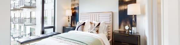 Private Master Bedroom at The Mason, St. Paul
