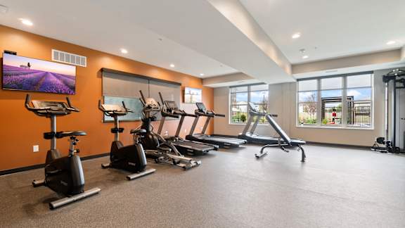 fitness lifestyle at Orville Commons, Woodbury, MN 55129
