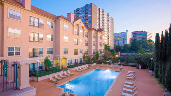 Dallas, TX Apartments for Rent near Uptown