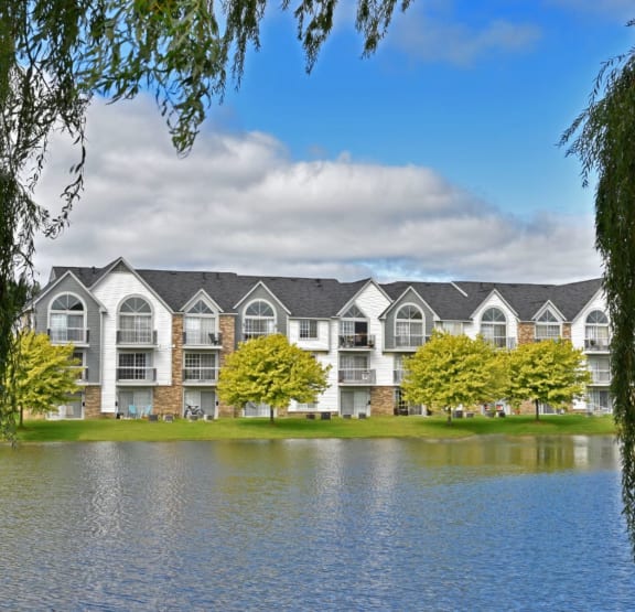 Lake view at Portsmouth Apartments, Novi, MI