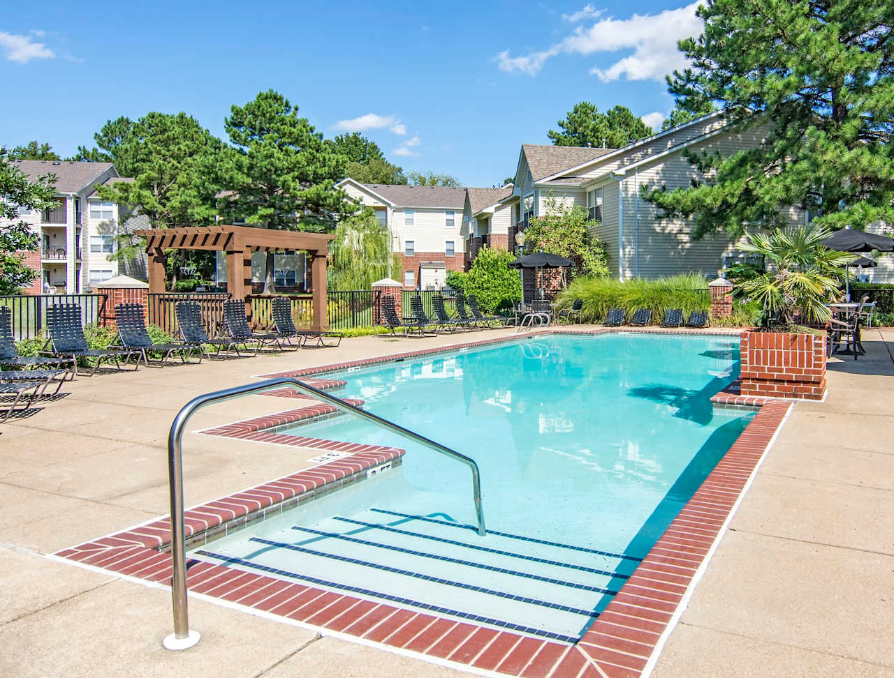 Arboretum Place Apartments 1 of 2