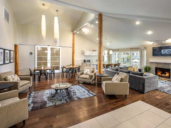 Vue Kirkland Apartments in Kirkland, Washington Clubhouse Lounge