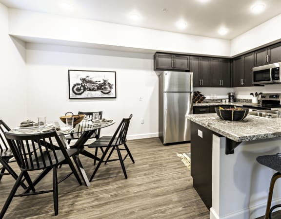 the emerson apartments in clovis ca