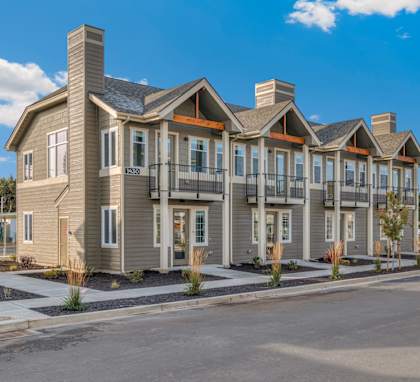 RedPoint Apartments and Townhomes Exterior