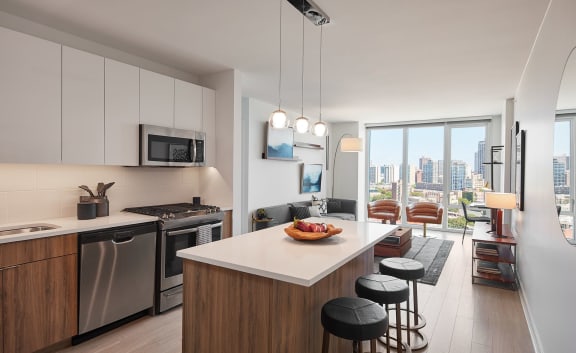 Spacious living quarters at The Apartments at Lincoln Common in Chicago Illinois 60614