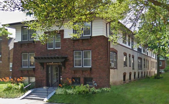 Portland Flats Exterior, St. Paul, Minnesota
