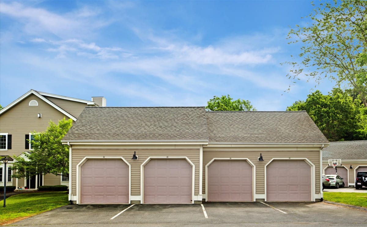 Photos and Video of Fairhaven Residential Garden Apartment Homes in