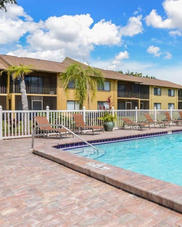 Apartments in Bradenton, FL | Bay Club Apartments