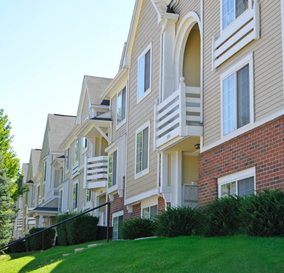 Exterior Homes at Timberlane Apartments in Peoria, Illinois, 61615