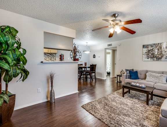 Cobble Hill Apartments in Fort Worth, Texas Model Living Room