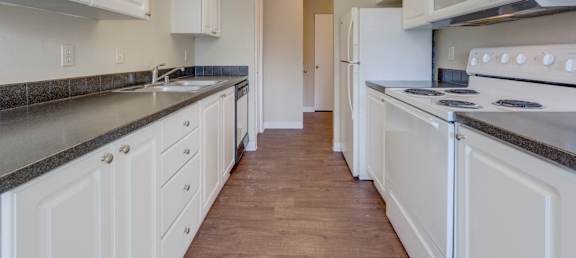 Mirabella Apartments in Everett, Washington Kitchen