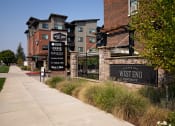 Thumbnail 2 of 14 - West End District Apartments in Beaverton, Oregon Exterior