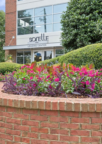 exterior view of Sorelle apartments Atlanta, GA 30324