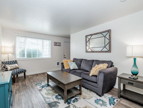 Evergreen Townhouses in Springfield, Oregon Model Living Room