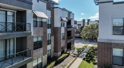 Entrance view of Leasing Office at Soho Parkway