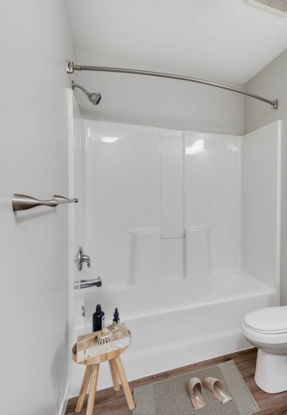 Bathroom with Modern Finishes